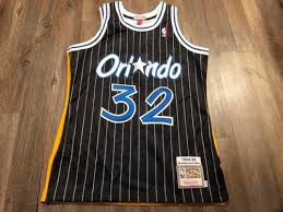 do nba jerseys fit big or small