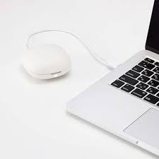 The diffuser is built with a smooth white matte plastic, cut to exact measurements. Muji Portable Aroma Diffuser