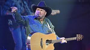 Garth Brooks Sells 70 000 Tickets To Set Ford Field Concert