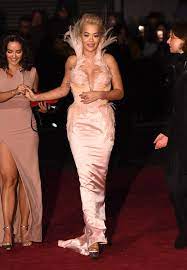 Red Carpet Fashion Awards gambar png