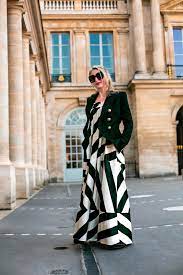 6 black and white outfit ideas to try