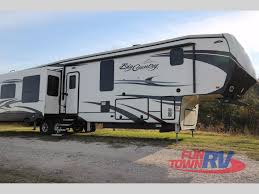 I had a 5th wheel prior to buying my motorhome a few months ago. Heartland Big Country Fifth Wheel Review 3 Reasons To Go Big Fun Town Rv Blog