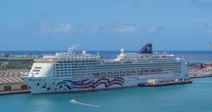 cruise lines sign port agreements