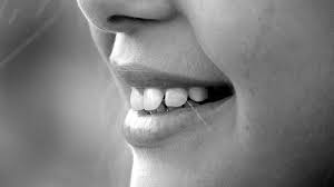 Mimpi gigi tercabut tandanya akan ada yang. 5 Arti Mimpi Tentang Gigi Mimpi Gigi Patah Pertanda Datangnya Kesedihan Tribun Bali