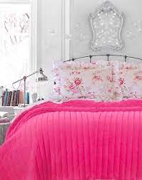 Urban Chic Hot Pink Red Quilt Fluffy