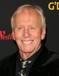 Paul hogan in crocodile dundee | credit: How Old Is Paul Hogan Who S The Crocodile Dundee Star S Ex Wife Linda Kozlowski Where Is He Now And What Films Has He Made