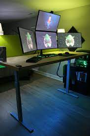 You might need a tiny desk for your 1 room apartment, but a giant sprawling 3 piece desk made of rich mahogany for your office. 130 Work Game Station Ideas Computer Setup Room Setup Computer Room