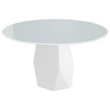 menhir dining table with round white