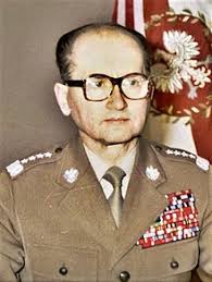 Stan wojenny został wprowadzony w polsce w nocy z 12 na 13 grudnia 1981 roku. Branko Milanovic Stan Wojenny My Memories Of The Post Martial Law In Poland Brave New Europe
