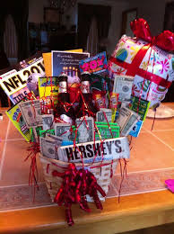 Best valentine's day gift ideas of 2021. 60 Diy Valentine S Day Gift Baskets Bouquets For Him Ethinify