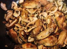 Garlic Chicken Wings With Mushrooms Little Broken