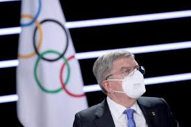 Russian IOC members not to blame for Ukraine war -IOC's Bach | Reuters