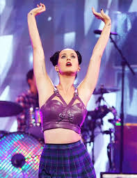 The Queen Of Pop Chart Slayer Of 2013 Katy Perry Performs
