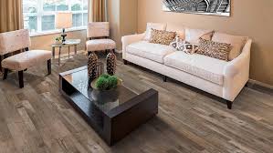 what are the benefits of vinyl flooring