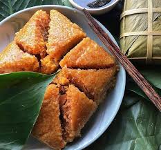 banh chung a typical dish of