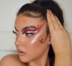 day makeup looks for 2022