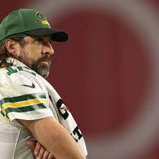 Aaron Rodgers tests positive for COVID ...