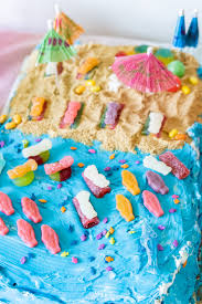easy beach cake idea for a summer party