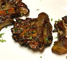red wine maitake mushroom steaks