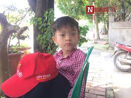 Đã từng có bé trai 6 tuổi ở Hưng Yên thoát chết khi bị đàn chó dữ cắn