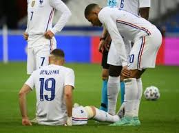 Auch ohne den verletzten superstar franck ribery. Europameisterschaft Frankreich Benzema Verletzt Ausgewechselt News Fussballdaten
