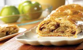 apple strudel puff pastry