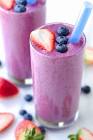 berry yoghurt smoothie
