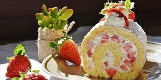 Makanan yang berbentuk kue gulung ini sangat nikmat dan lezat sekali, cocok untuk hantaran acara special atau jamuan makan di rumah anda. 4 Cara Membuat Bolu Gulung Empuk Aneka Rasa Mudah Dipraktikkan Merdeka Com