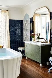 Beautiful Baths For Every Kind Of House