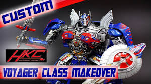 Optimus prime fights with bumble bee in 'transformers: Custom Optimus Prime Makeover Transformers The Last Knight Voyager Class Figure By Hunter Kni Youtube