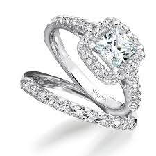 princess cut diamond halo enement