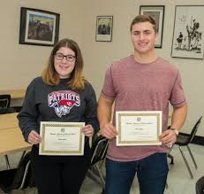 Two DGN students win essay contest  trip to D C      Bugle Newspapers MUNPlanet