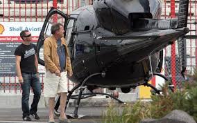 Known to be a keen helicopter pilot it has been revealed that mcrae was at its controls when it crashed. Top Gear Presenters Jeremy Clarkson And Richard Hammond In Helicopter Crash Scare