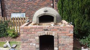 We will leave an opening in the front to store and protect split wood for the fires. Diy Pizza Ovens Build Your Own Pizza Oven Uk