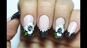 Tienes un diseño en mente , traelo y lo haremos realidad en tus uñas. Decoracion De Unas Flores Pinceladas Facil Easy Nail Art Flowers In One Stroke Youtube