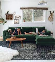 what colour rug goes with a green rug