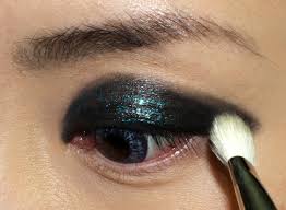 rock n roll glitter eye makeup