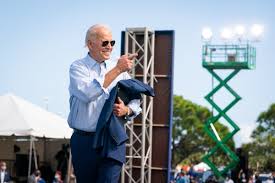 The 2020 democratic presidential candidate's history with busing has haunted him on the campaign is pic of joe biden on a plane without a mask in 2020 real? Joe Biden On Twitter Here S To 2021