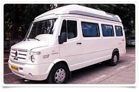 luxury 9 seater tempo traveller hire in