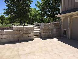 Retaining Wall Landscapers In Kansas