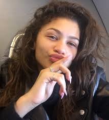 zendaya without makeup