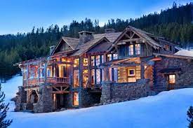 Luxury Mountain Lodge With Vaulted Ceilings, Huge Stone Fireplaces | HGTV's 2019 Designer of the Year Awards | HGTV