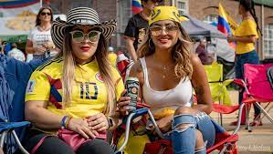 Yes, colombian spanish is one of the most neutral and clearest spanish to learn. Colombian Fest Chicago El Gran Festival Colombiano Womex