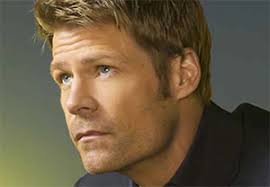 JOEL GRETSCH was most recently seen playing Father Jack Landry on ABC&#39;s,V, and is well known for his work playing Tom Baldwin on the TV series THE 4400. - 01