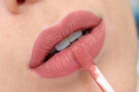 how to apply matte liquid lipstick like