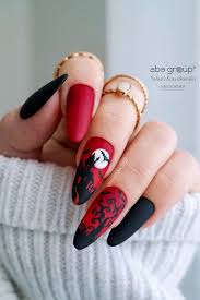30 tacular halloween nail designs