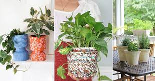 20 upcycled plastic pots made into