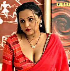 jyoti vyas (Filmynonstop) on X: Aliya naaz ullu actress hot photos gallery  t.coNIc75wOfdt t.cooe1MmD8psv  X