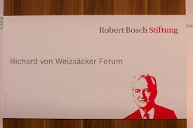 Bundespräsident richard von weizsäcker hat am 8. Das Erste Richard Von Weizsacker Forum Robert Bosch Academy