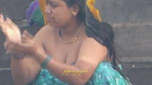 Aunty bathing ghats - ThisVid.com